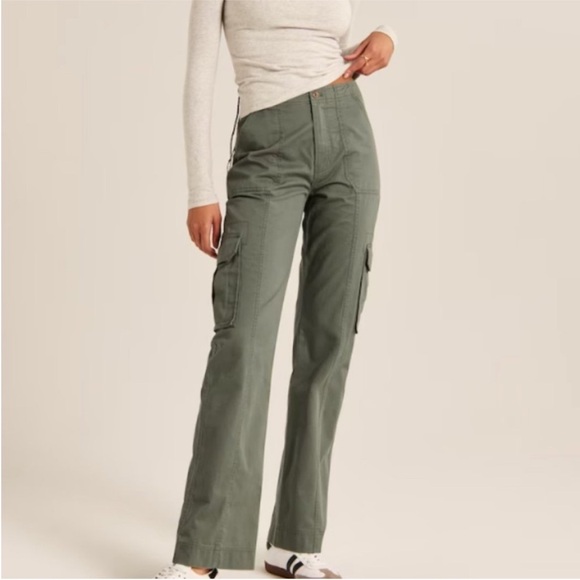 Abercrombie & Fitch Pants - Abercrombie & Fitch Cargo Pants